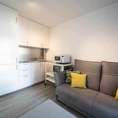 1 Room Atico Pedregalejo Малага Экстерьер фото