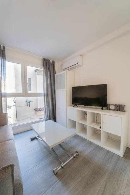 1 Room Atico Pedregalejo Малага Экстерьер фото